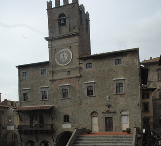 Visita Cortona con noi  Hotel