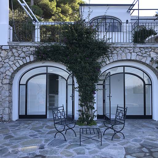 Villa H.
