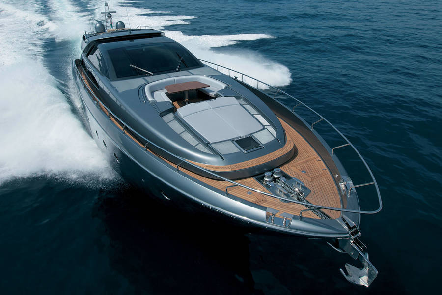 Luxury yachts for tours and sails with Capri Luxury Boats