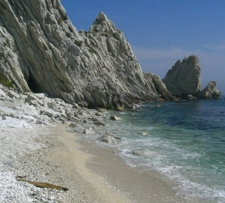 The sea and the mountainsof Marche Hotel