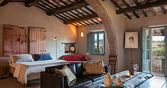 Follonico 4-Suite Torrita di Siena Crete Senesi hotels
