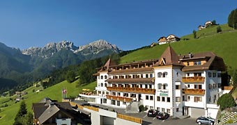 Berghotel Zirm Valdaora Dolomiti hotels