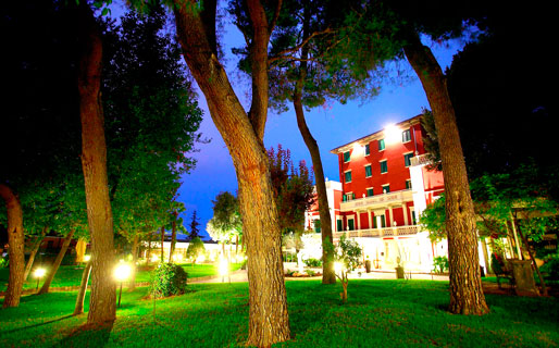 Hotel Villa Pigna 4 Star Hotels Folignano
