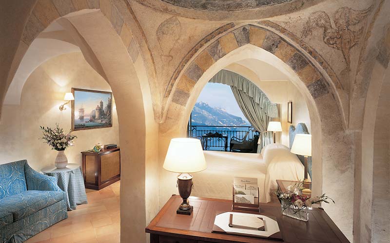 Belmond Hotel Caruso - Rooftop bar in Amalfi Coast